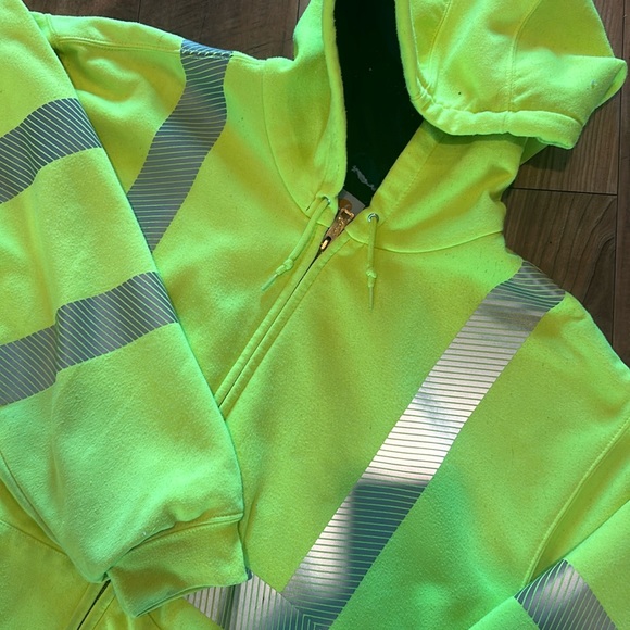 Carhartt High Visibility Sweatshirt. - Picture 1 of 8